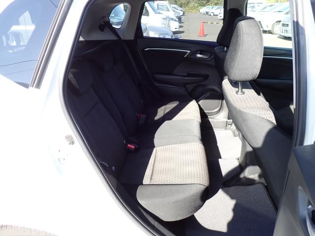 Honda FIT HYBRID 2018-10 13563-14