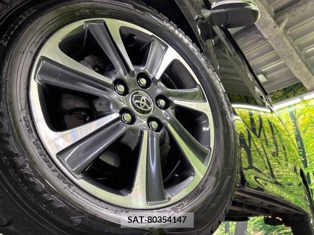 Toyota VOXY 2018-07 209513-13