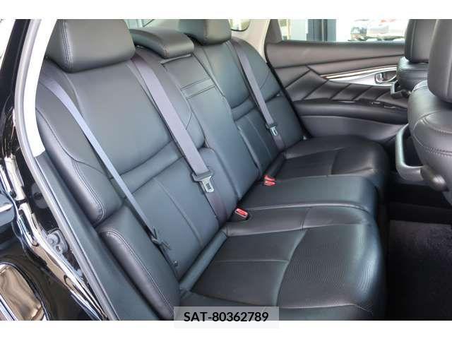 Nissan FUGA 2019-02 270719-5