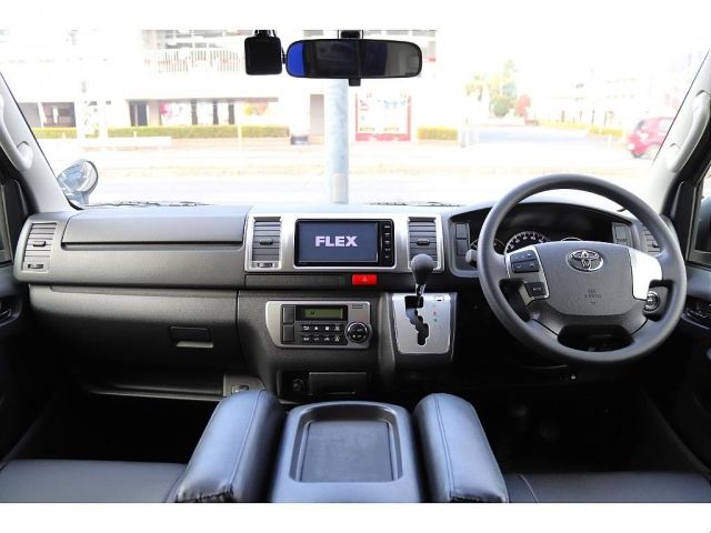 Toyota REGIUSACE VAN 2015-01 18174-1
