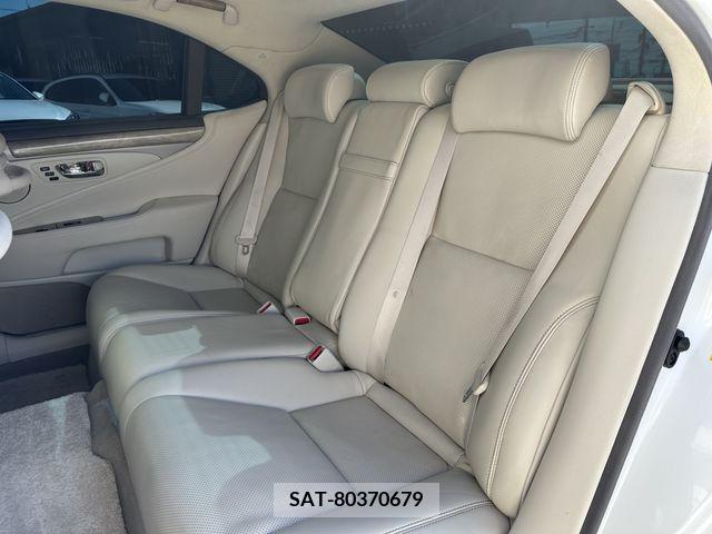 Lexus LS 2013-03 202226-12