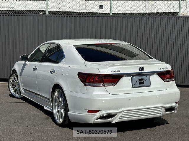 Lexus LS 2013-03 202226-2
