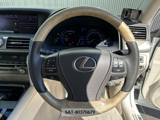 Lexus LS 2013-03 202226-15
