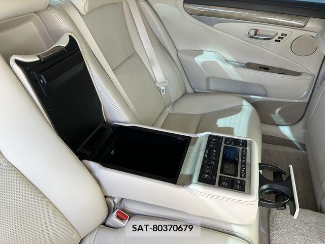Lexus LS 2013-03 202226-17