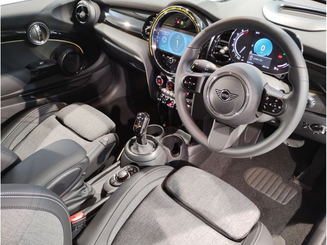 Bmw MINI 2022-12 7277-8