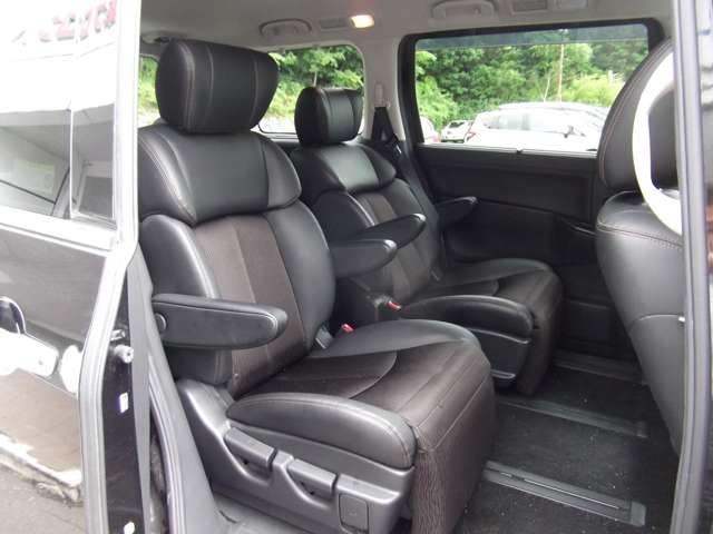 Nissan ELGRAND 2017-07 5344-10