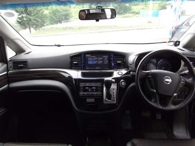 Nissan ELGRAND 2017-07 5344-2