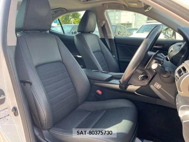 Lexus IS 2017-08 397100-9