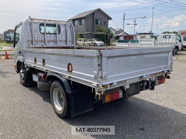 Hino DUTRO 2012-03 320383-4