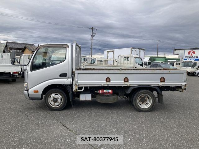 Hino DUTRO 2012-03 320383-3