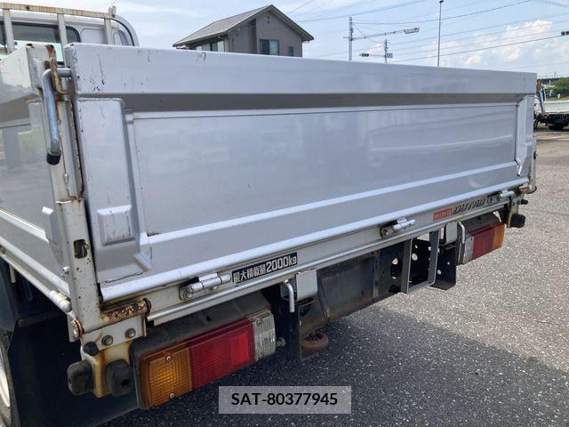 Hino DUTRO 2012-03 320383-12