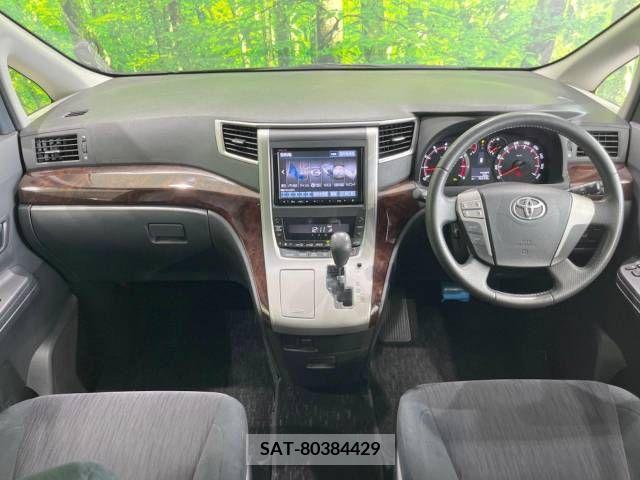 Toyota VELLFIRE 2012-03 340717-1