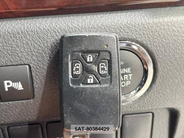 Toyota VELLFIRE 2012-03 340717-7