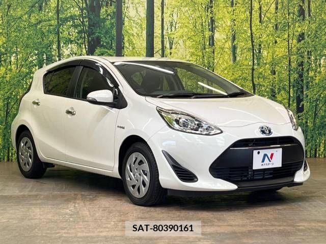 Toyota AQUA 2017-12 260177-16