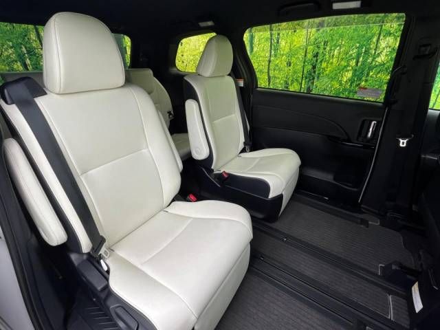 Toyota ESTIMA 2017-08 192704-9