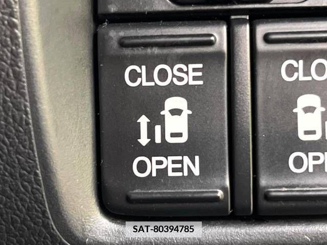 Honda N BOX CUSTOM 2013-05 380641-2