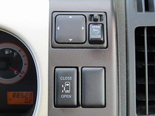 Nissan SERENA 2007-03 192441-21