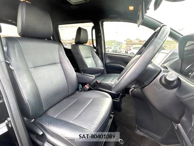 Toyota ESQUIRE 2016-10 297258-11