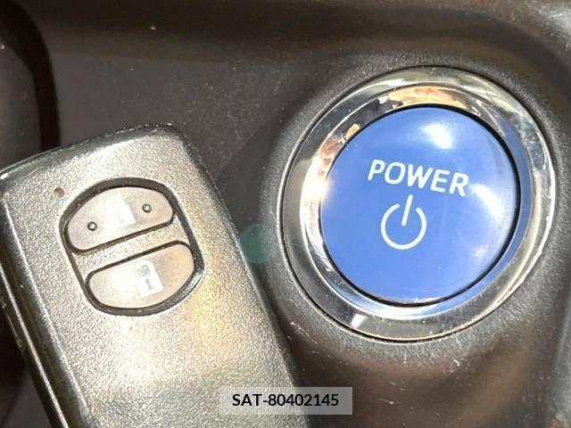 Toyota AQUA 2012-02 356229-4