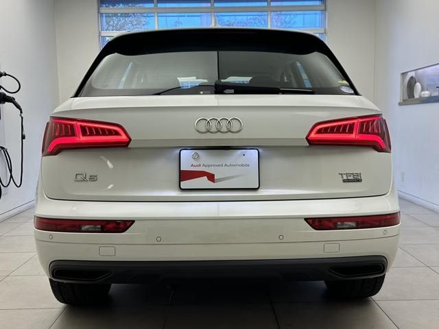 Audi Q5 2018-09 24444-3