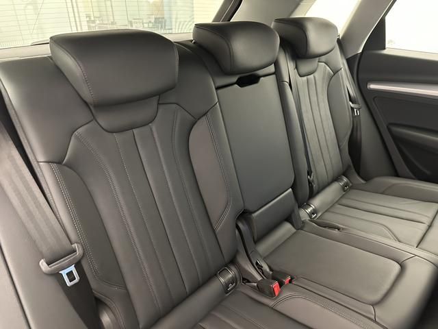 Audi Q5 2018-09 24444-14