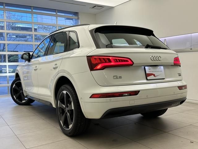 Audi Q5 2018-09 24444-5