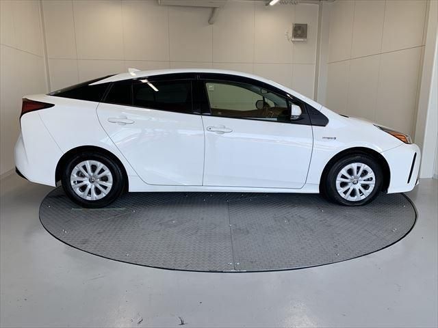 Toyota PRIUS 2019-06 25090-2