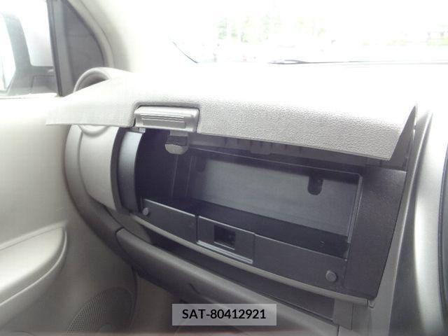 Nissan MARCH 2016-06 277235-12
