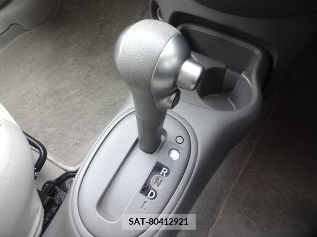 Nissan MARCH 2016-06 277235-18