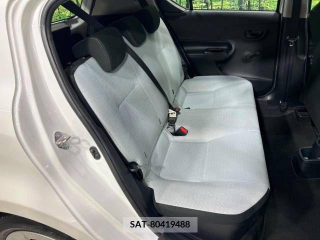 Toyota AQUA 2019-04 260431-9