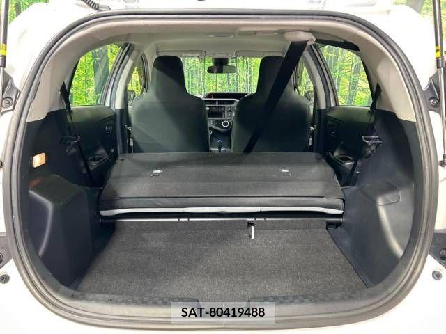 Toyota AQUA 2019-04 260431-10