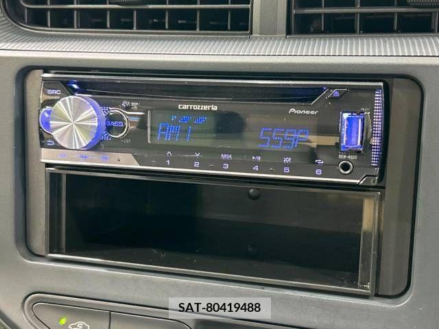 Toyota AQUA 2019-04 260431-6
