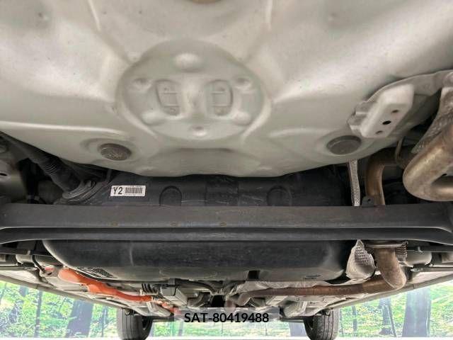 Toyota AQUA 2019-04 260431-19