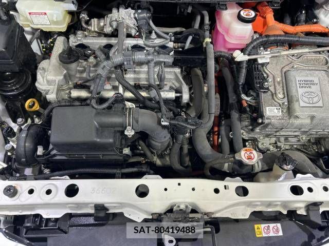 Toyota AQUA 2019-04 260431-18
