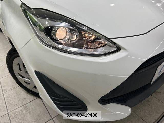 Toyota AQUA 2019-04 260431-12