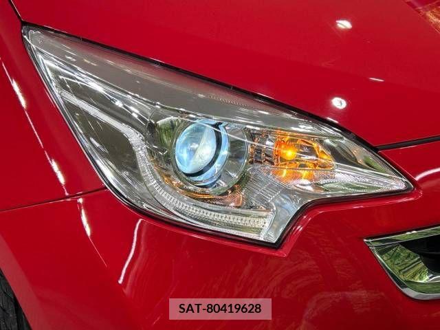 Toyota RACTIS 2014-08 377606-12