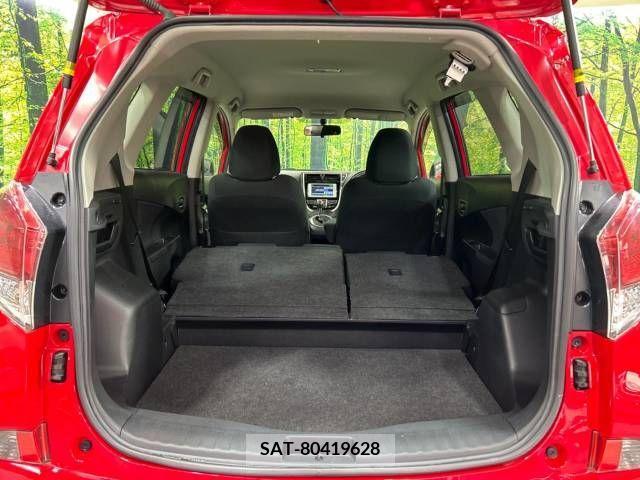 Toyota RACTIS 2014-08 377606-10