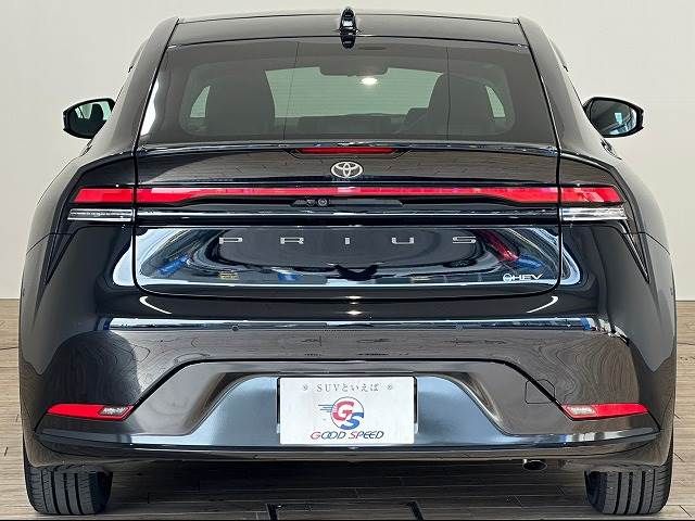 Toyota PRIUS 2023-08 194323-12
