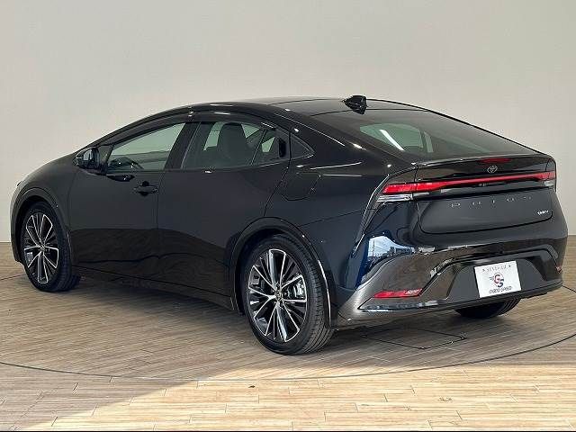 Toyota PRIUS 2023-08 194323-14