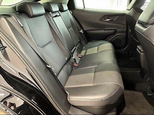 Toyota PRIUS 2023-08 194323-9