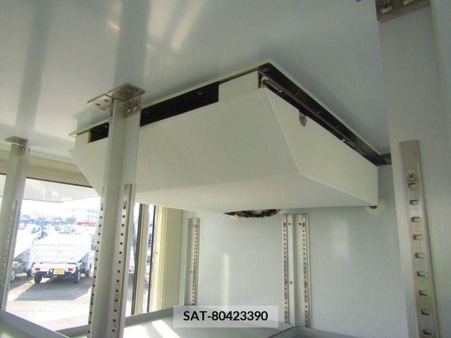 Suzuki CARRY TRUCK 2023-05 357598-12