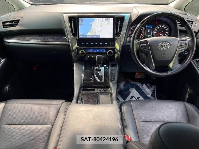 Toyota VELLFIRE 2019-04 351212-1