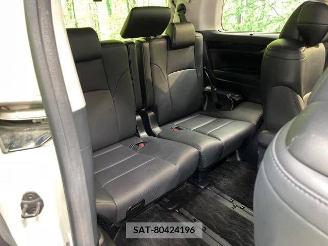 Toyota VELLFIRE 2019-04 351212-10