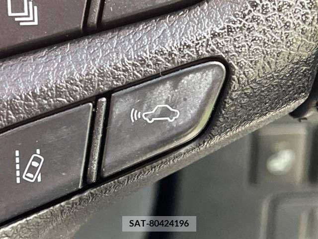 Toyota VELLFIRE 2019-04 351212-7
