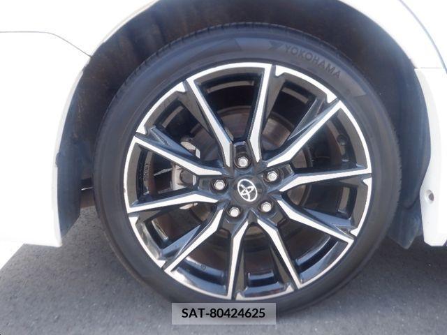 Toyota VOXY 2017-09 370279-26
