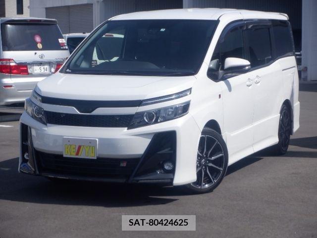 Toyota VOXY 2017-09 370279-0