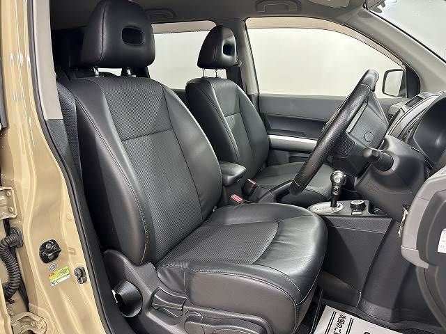 Nissan X-TRAIL 2008-02 11123-8