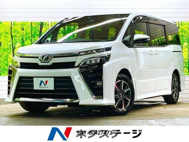 Toyota VOXY 2017-10 338298-0