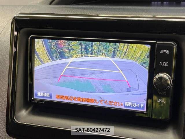 Toyota VOXY 2017-10 338298-4