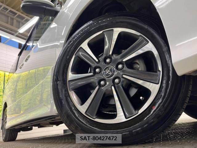 Toyota VOXY 2017-10 338298-13